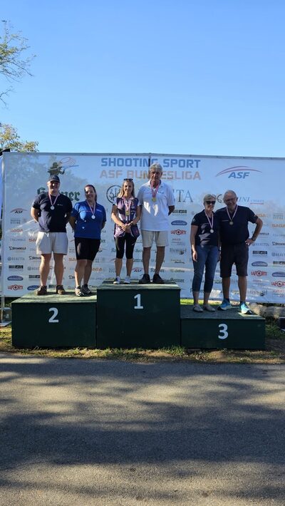 Podium Mixed Team