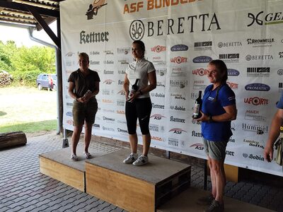 Podium Damen